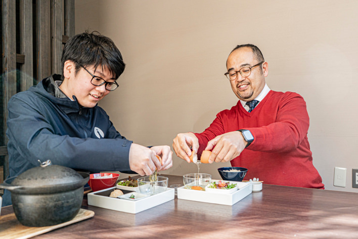 荒川社長といとう養鶏場のスタッフ
