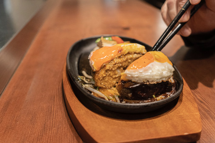 ハンバーグランチ with いとう君ちのあっぱれ卵