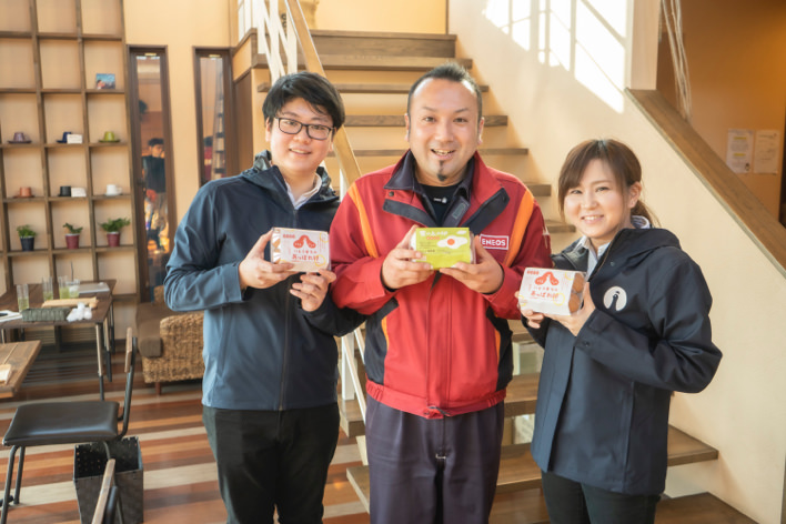 金岡さんといとう養鶏場のスタッフ