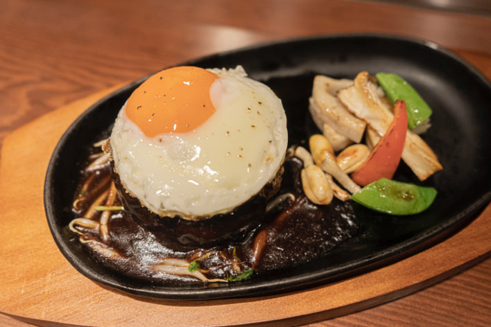 ハンバーグランチ with いとう君ちのあっぱれ卵